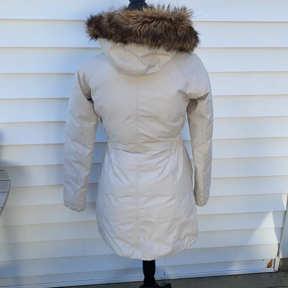The North face goose down coat - Picture 3 of 9